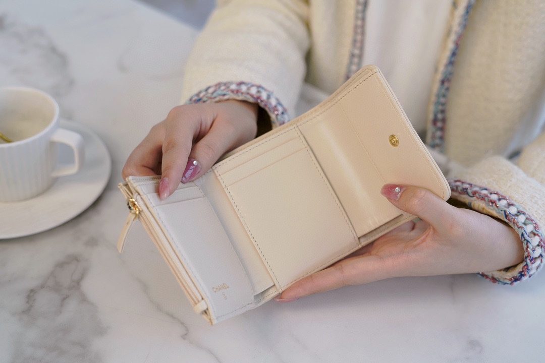 Ch*el into the temptation of # short clip milk tea apricot bad is the feeling of heartbeat modern fashion classic