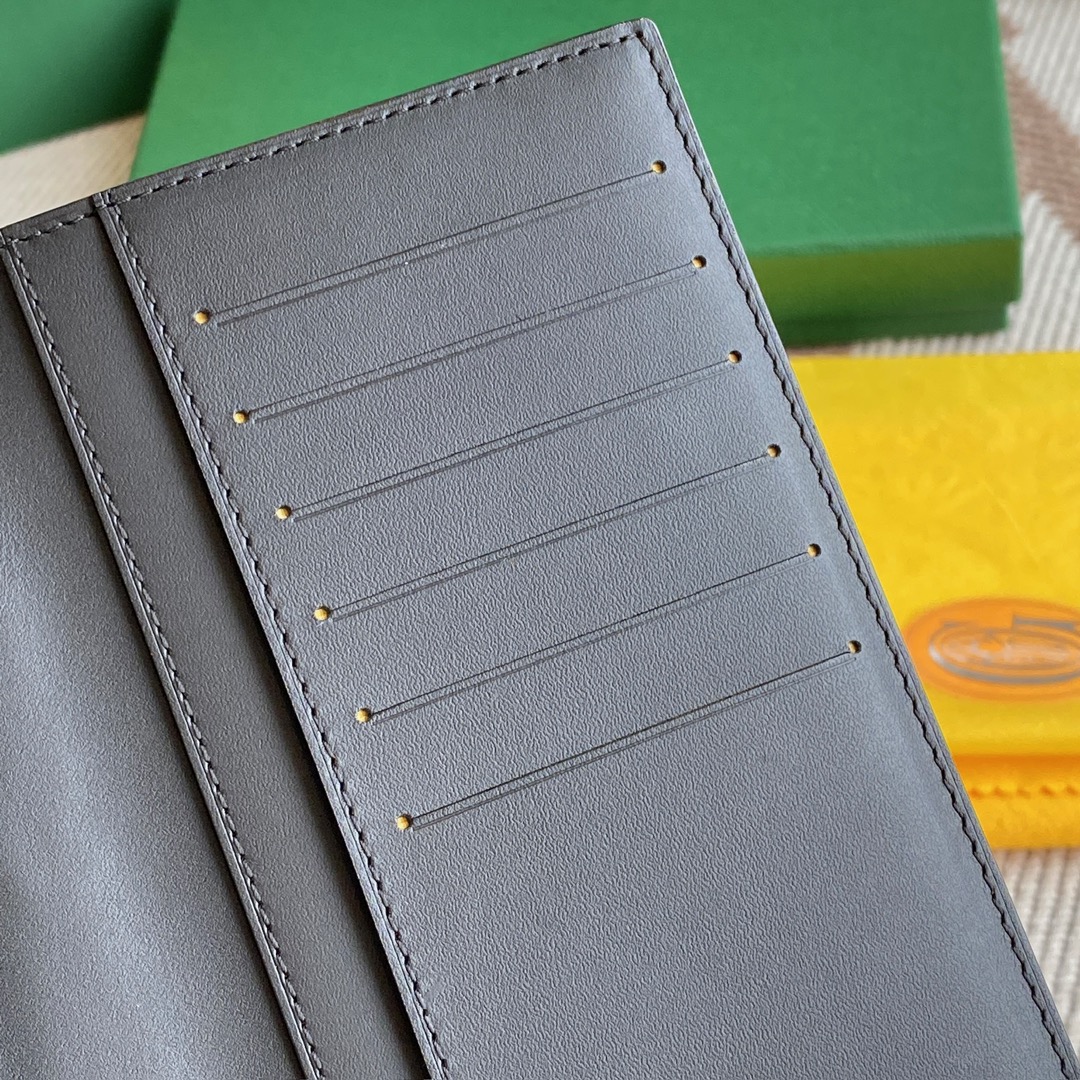 black Go*ard saint-lambert wallet is a universal phone case with all the everyday essentials in one