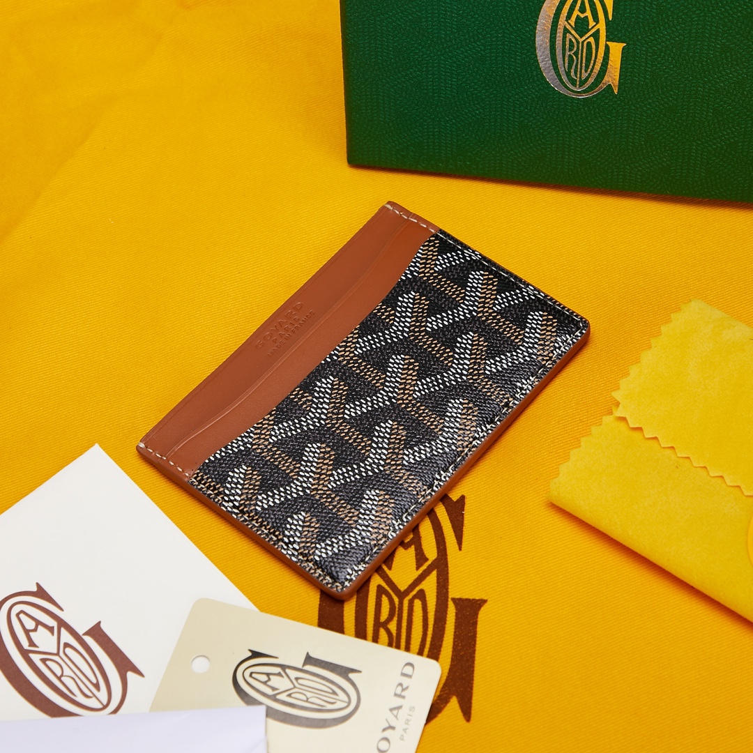 black and tan Go*ard saint-sulpice card wallet compact for organising cards and papers