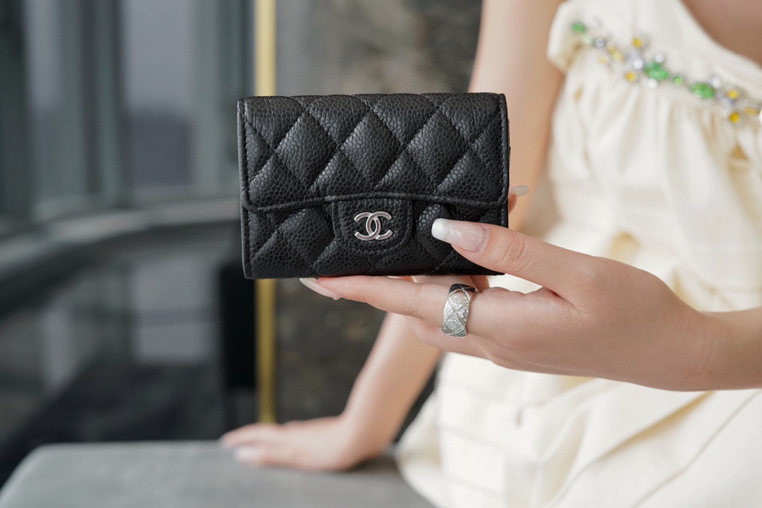 Ch*el clasicflap classic card holder (upgraded version) black and silver