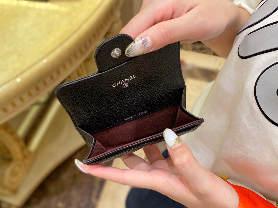 Ch*el clasic flap classic card bag black silver using french imports of hass origin calfskin