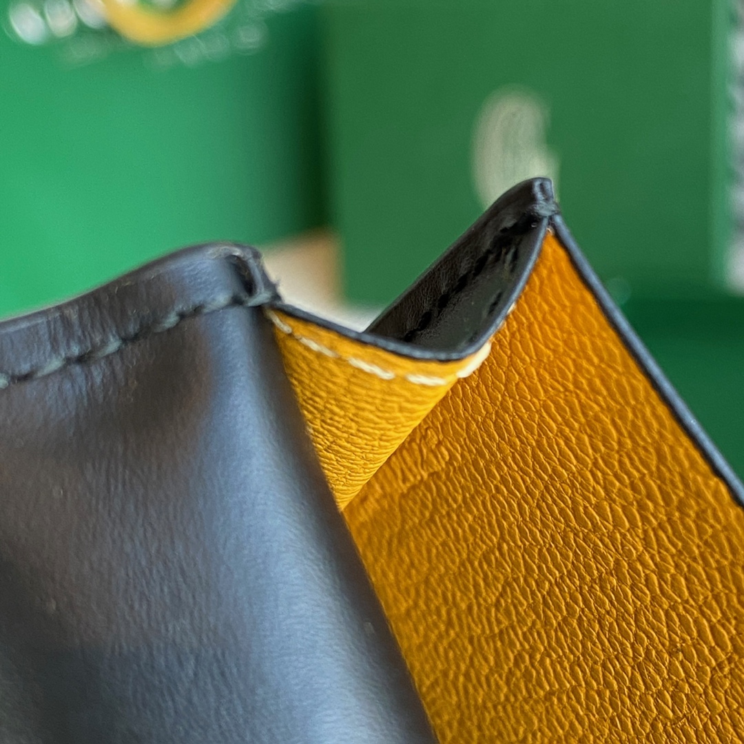 black Go*ard malesherbes card wallet ideal for business as it was designed to hold business cards in