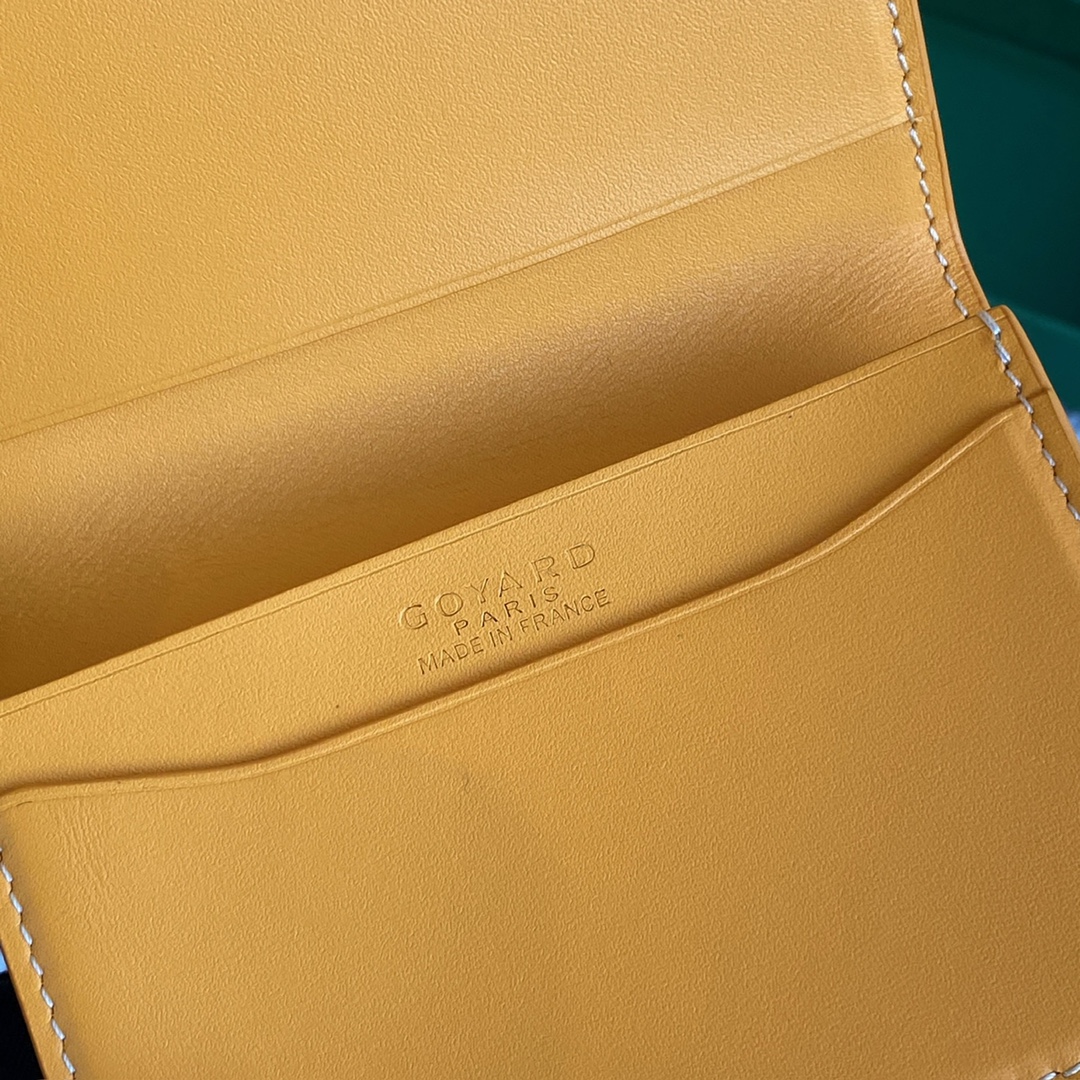 yellow Go*ard malesherbes card wallet ideal for business as it was designed to hold business cards