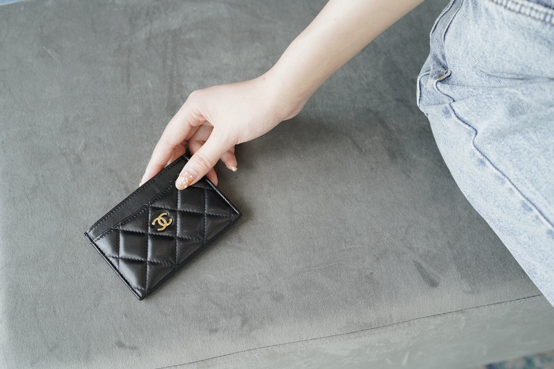 Ch*el classic card holder black sheep gold using imported channels custom lambskin
