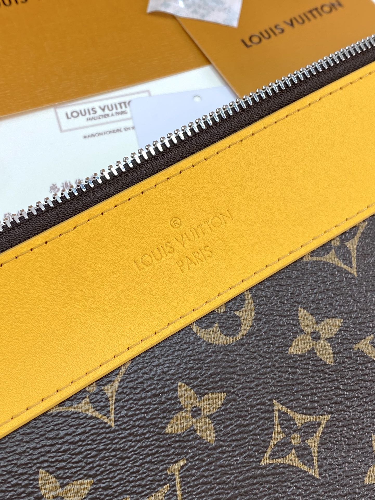 Pochette Voyage Souple Clutch