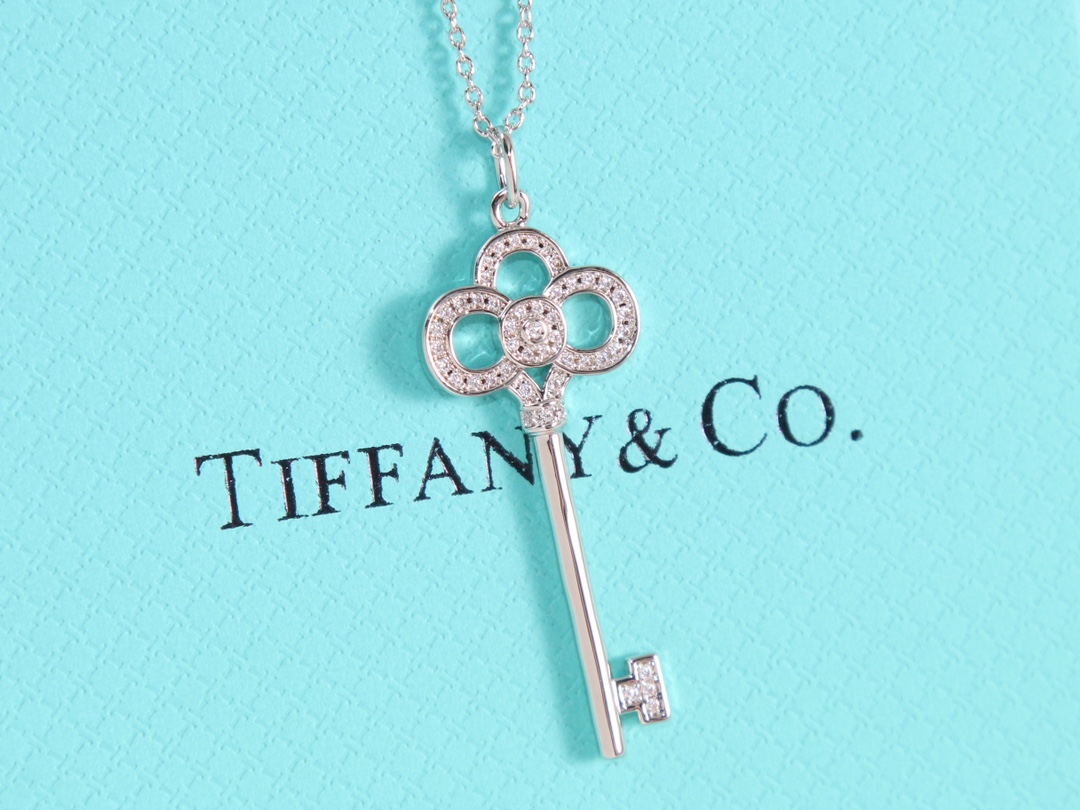 Key Pendant Necklace