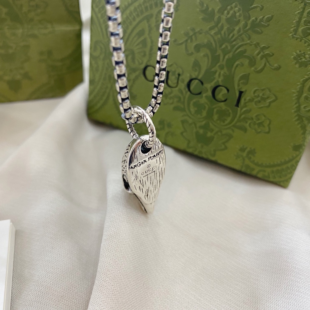 Eagle Head Pendant Necklace