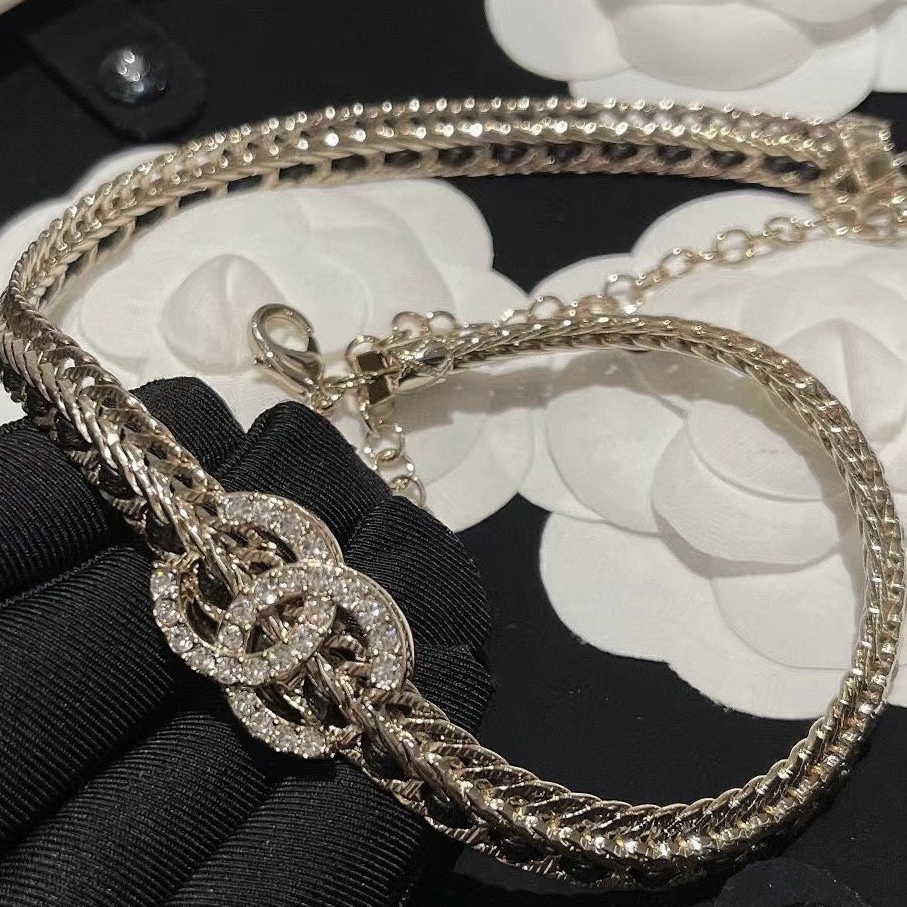 Necklace 11