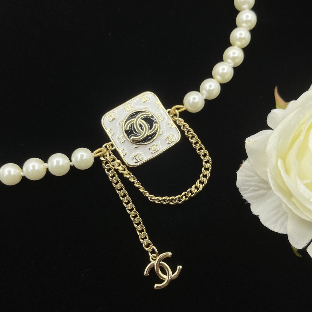 Necklace 21