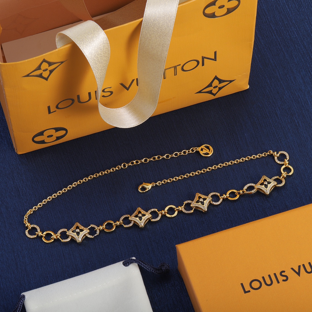 Lv Beads Flowers Necklace
